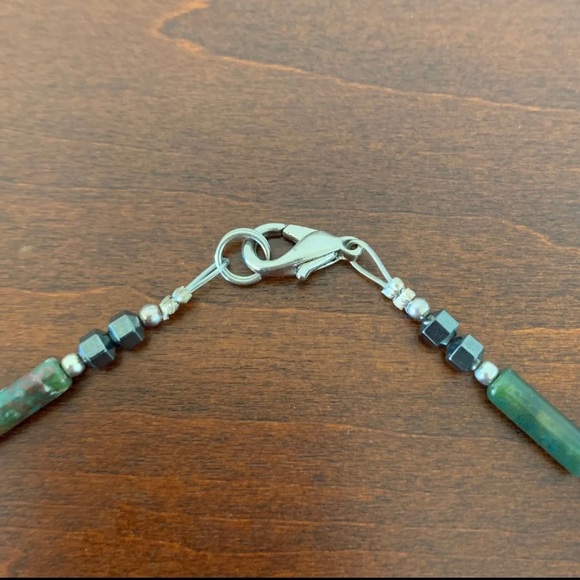 Jade and Hematite Bead Necklace - Picture 4 of 6